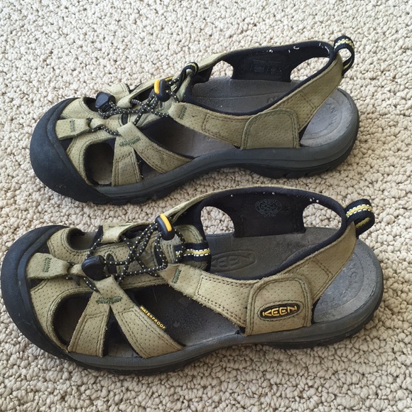 Keen Shoes Womens Light Green Keens Hiking Sandals Poshmark